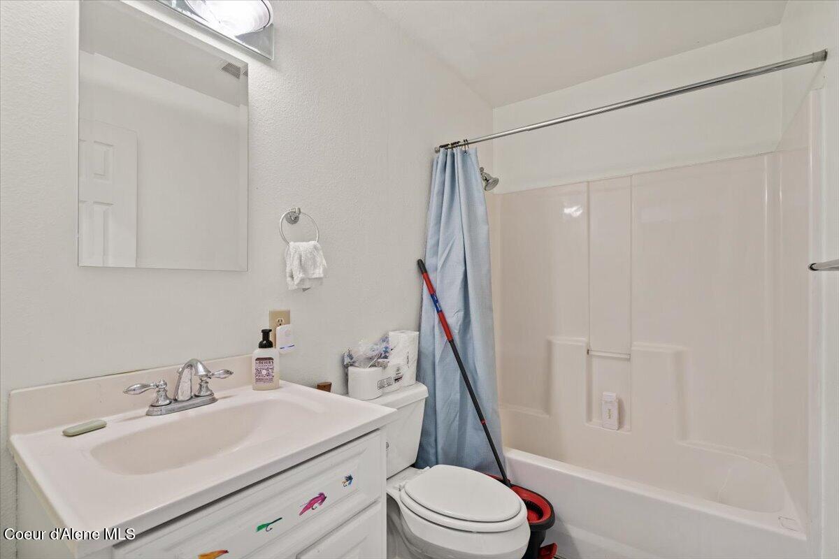 4177 East Eagles Mere Road Harrison, ID 83833 - Photo 83 of 100 77-Full Bathroom