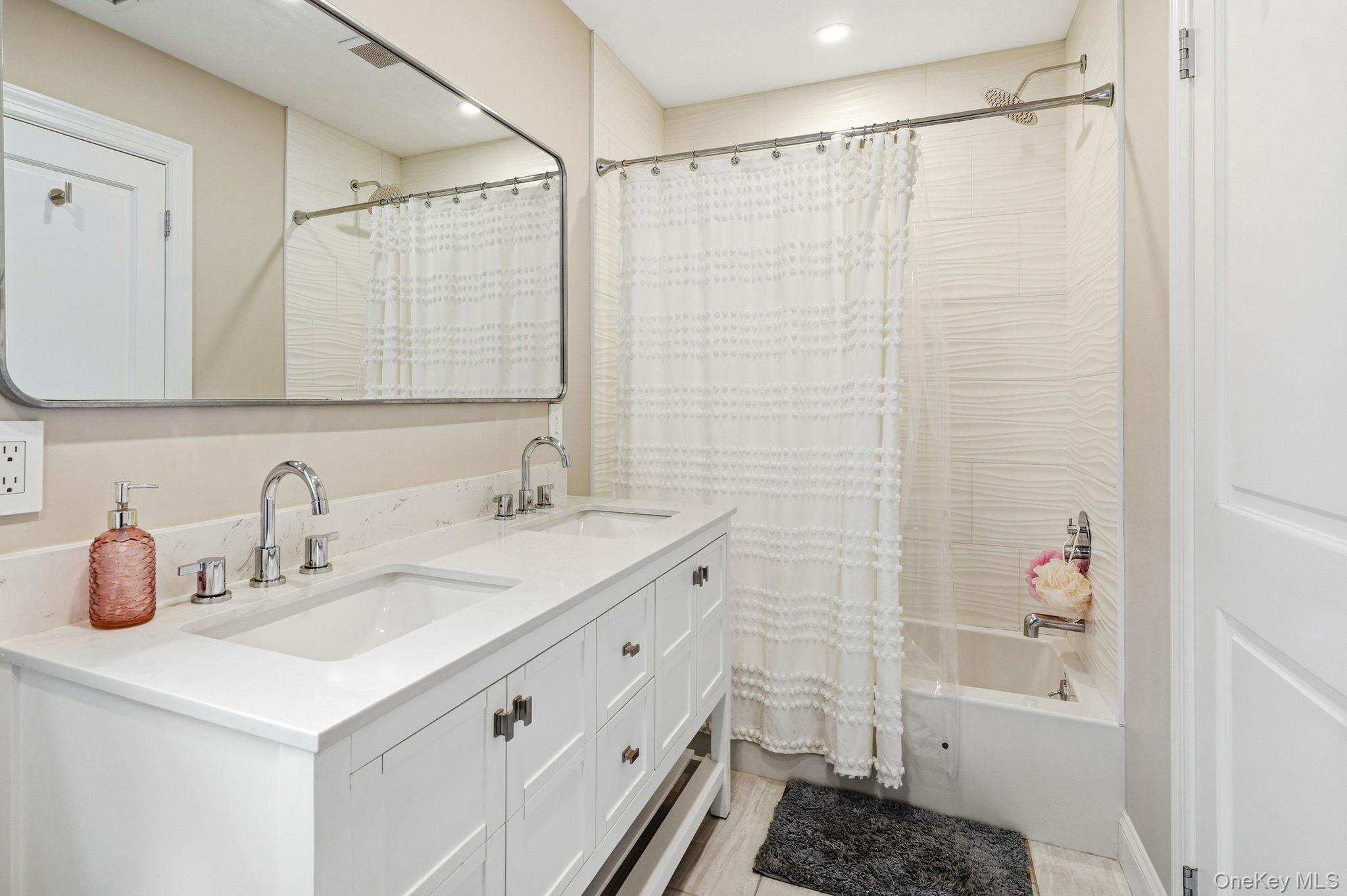 12 Canterbury Road South Harrison, NY 10528 - Photo 16 of 25
