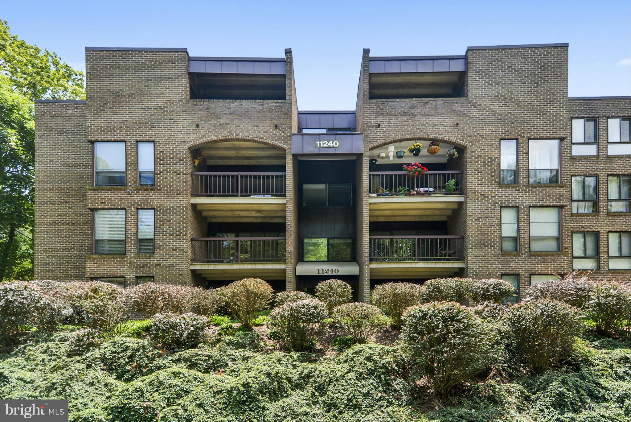 11240 Chestnut Grove Square, Unit 32 Reston, VA 20190 - Photo 2 of 28 Exterior (Front)