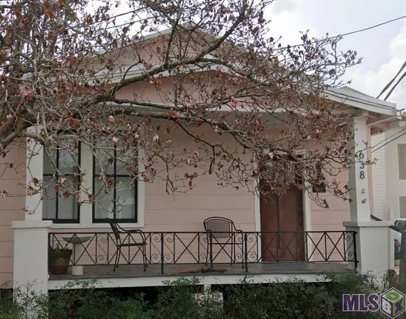 $1,700 | 638 Lakeland Drive, Baton Rouge, LA 70802