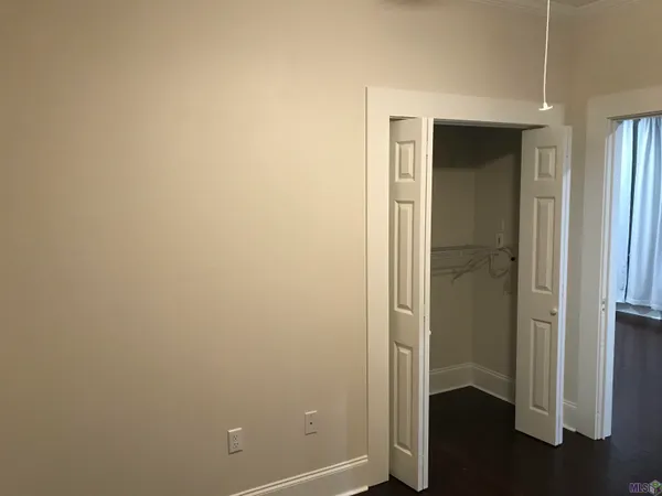 $1,700 | 638 Lakeland Drive, Baton Rouge, LA 70802