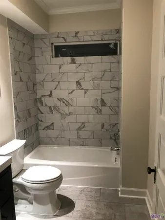 $1,700 | 638 Lakeland Drive, Baton Rouge, LA 70802