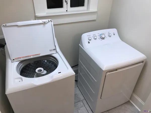 $1,700 | 638 Lakeland Drive, Baton Rouge, LA 70802