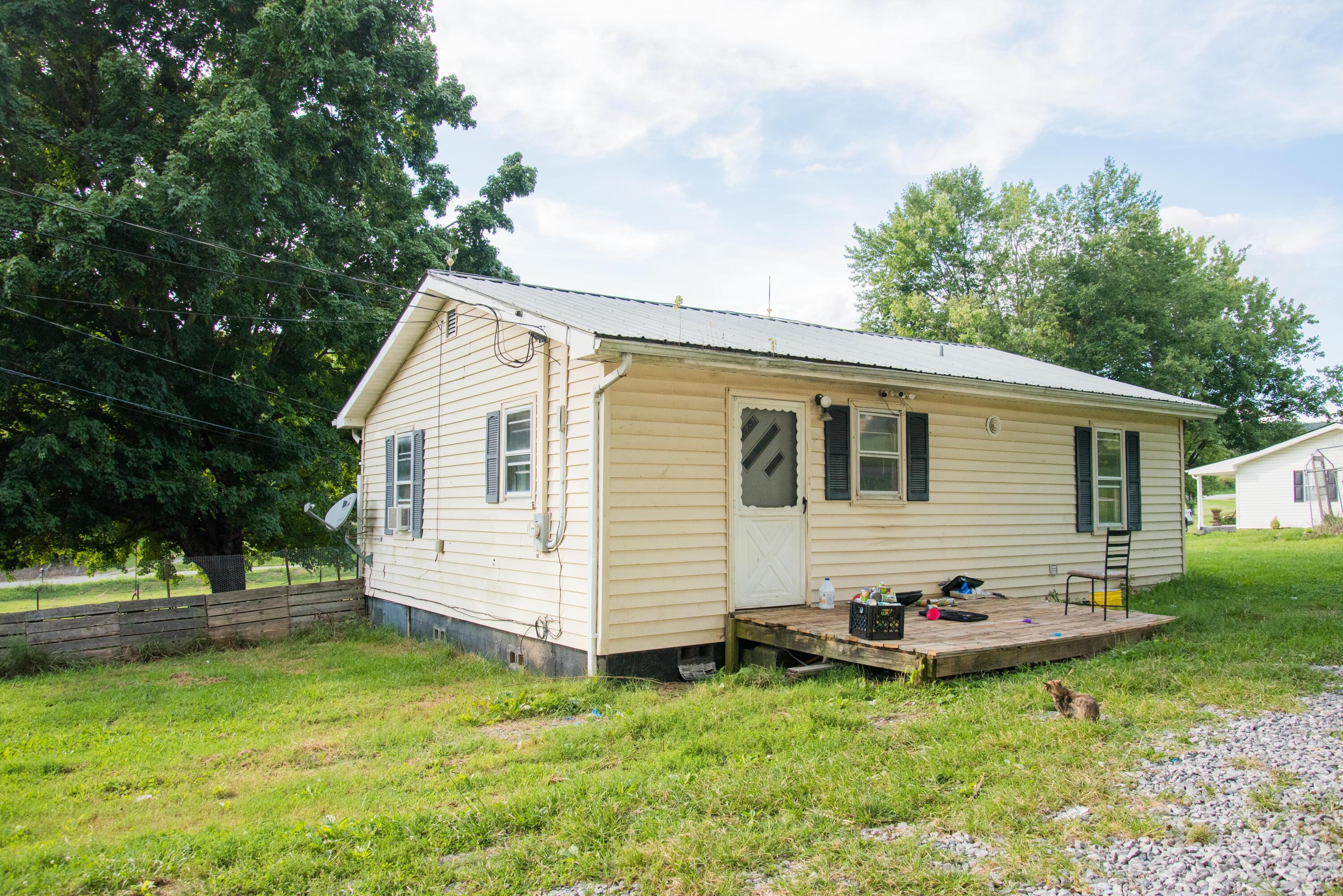 5520 Old Stage Road Chuckey, TN 37641 - Photo 5 of 23 DSC_9361