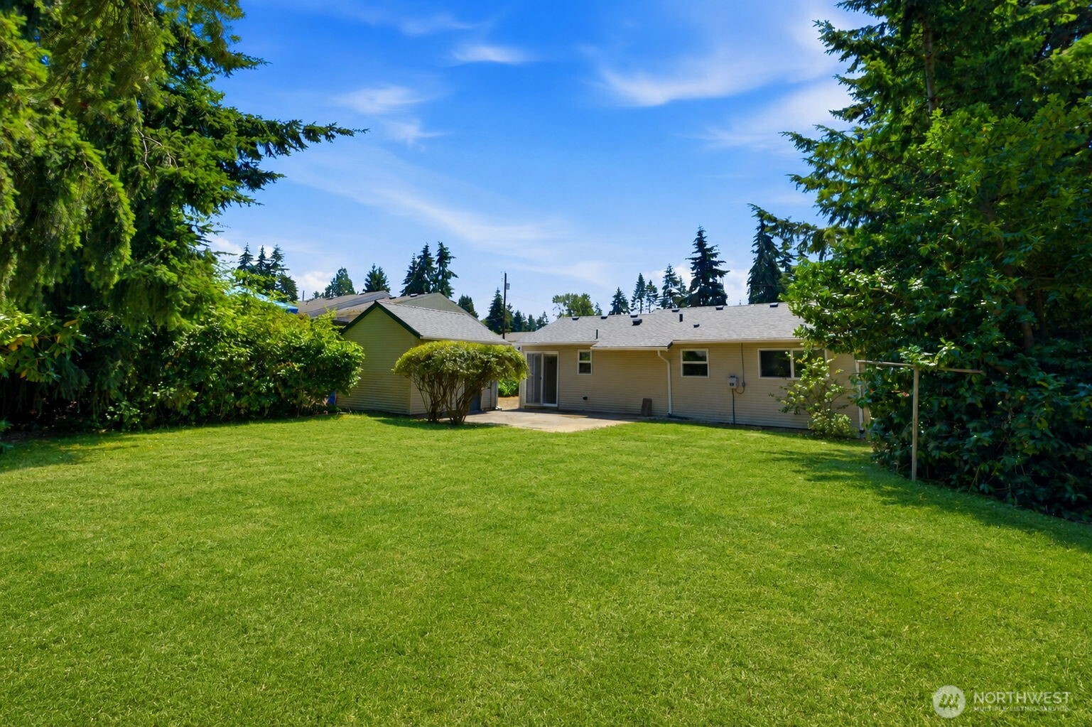 842 Southwest 305th Street Federal Way, WA 98023 - Photo 28 of 35