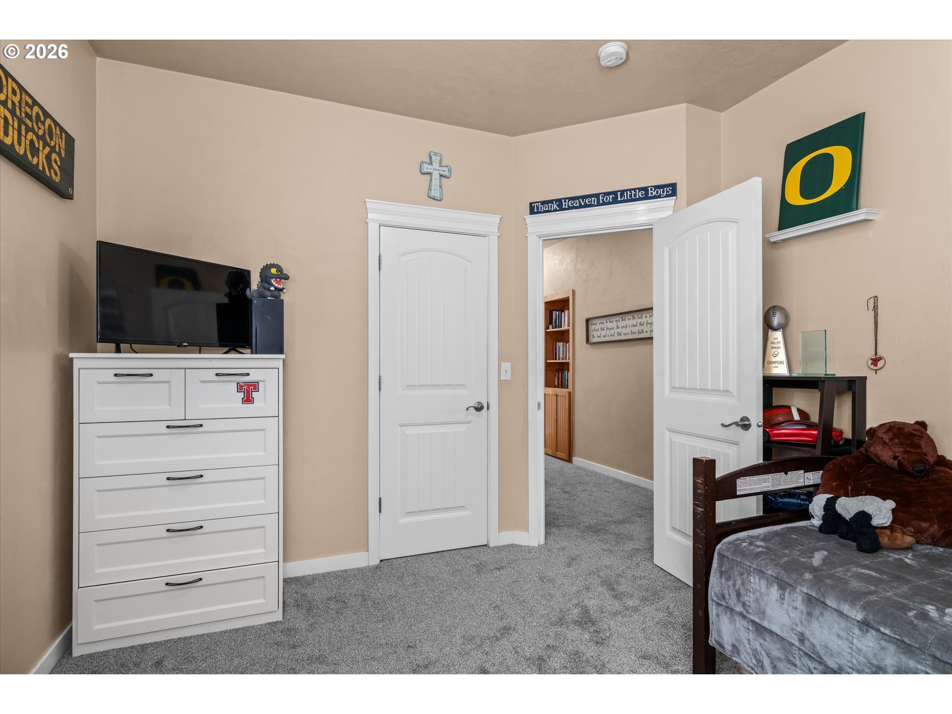 277 South 67th Court Springfield, OR 97478 - Photo 20 of 44