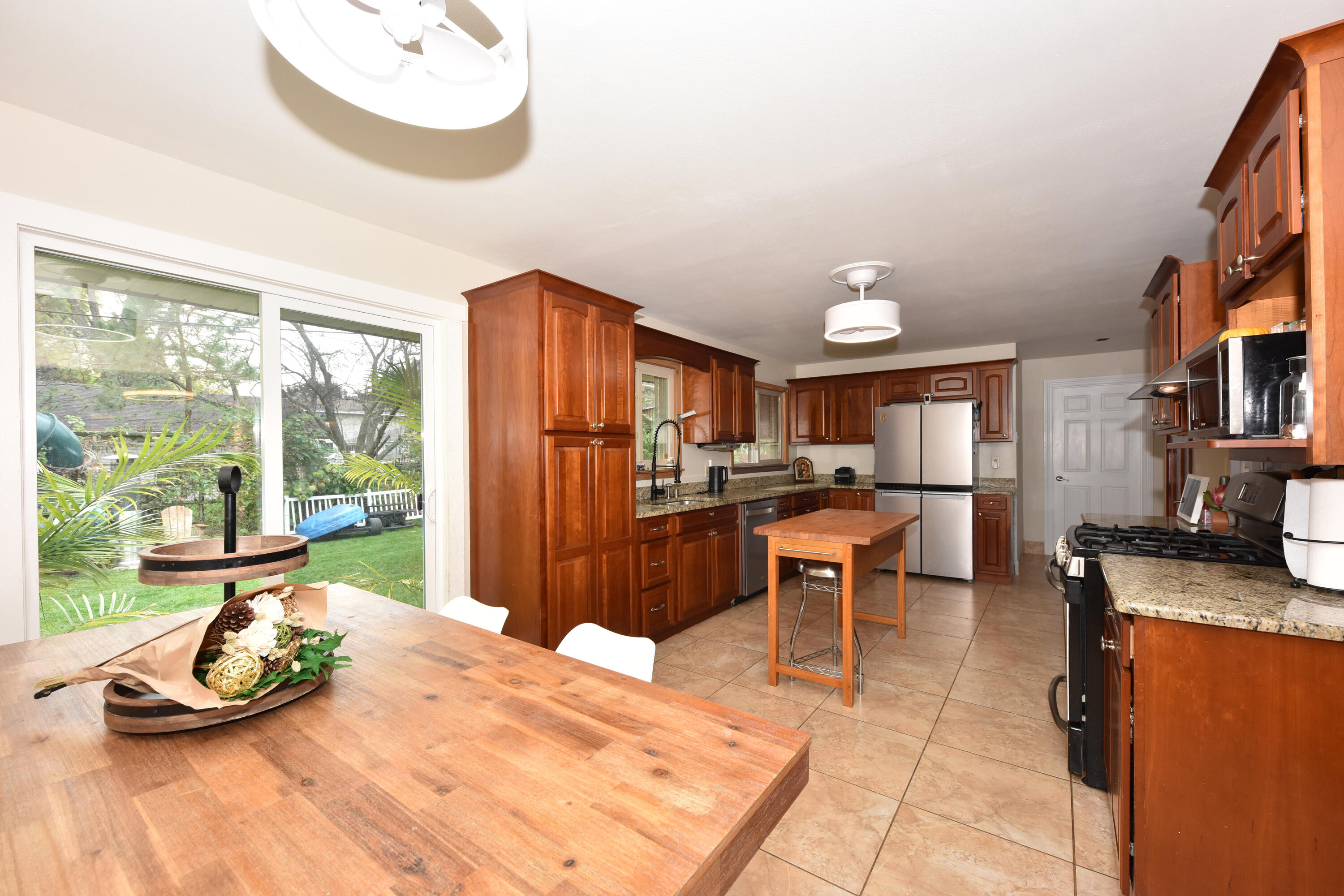 10723 West Rohr Avenue Milwaukee, WI 53225 - Photo 12 of 32 Dining Room