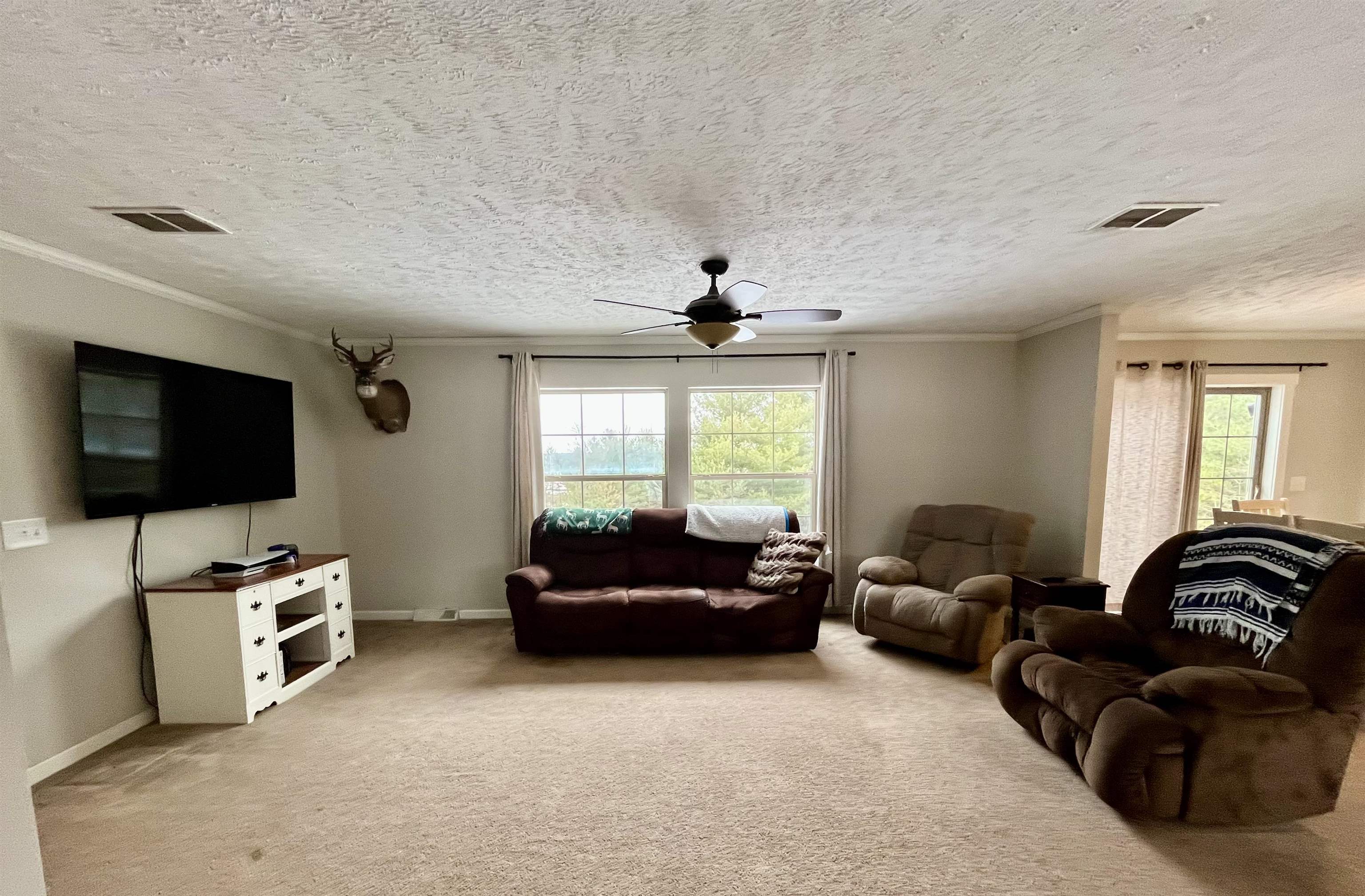 143 East County Line Road Mancelona, MI 49659 - Photo 13 of 35 1929843-b60913b3-f282-4ebf-a283-c136cf911a5d.JPG