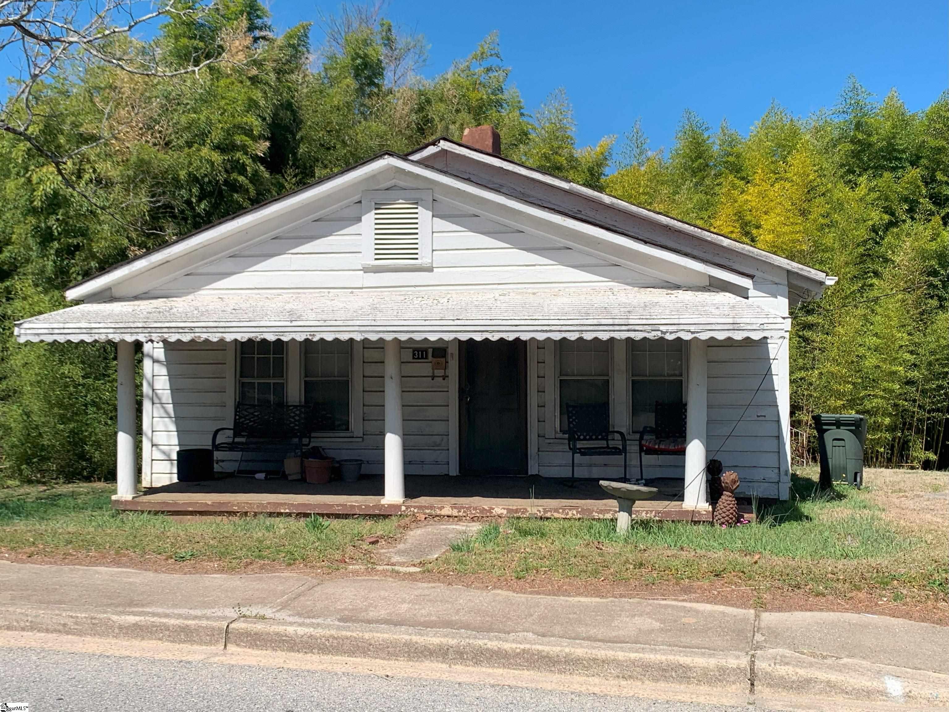 311 Arthur Boulevard Union, SC 29379 - Photo 2 of 19