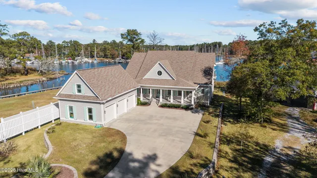 $1,298,000 | 1202 Neuse Drive, Oriental, NC 28571