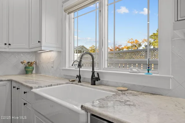 $1,298,000 | 1202 Neuse Drive, Oriental, NC 28571