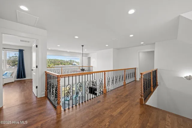 $1,298,000 | 1202 Neuse Drive, Oriental, NC 28571