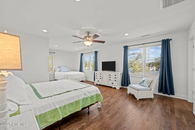 $1,298,000 | 1202 Neuse Drive, Oriental, NC 28571