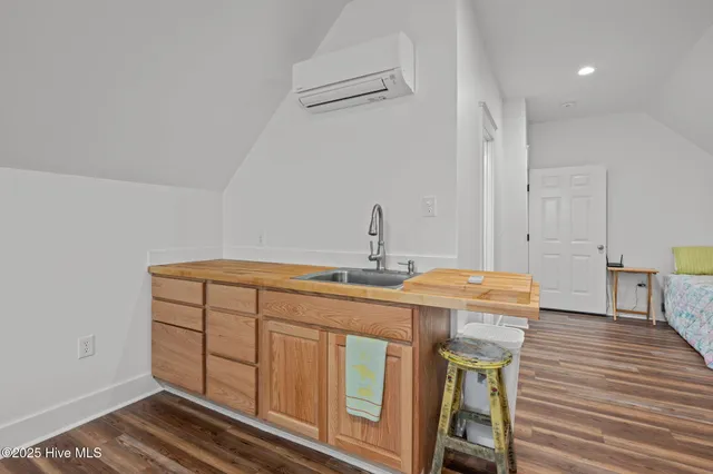 $1,298,000 | 1202 Neuse Drive, Oriental, NC 28571