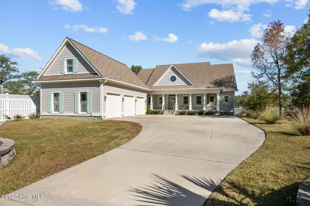 $1,298,000 | 1202 Neuse Drive, Oriental, NC 28571