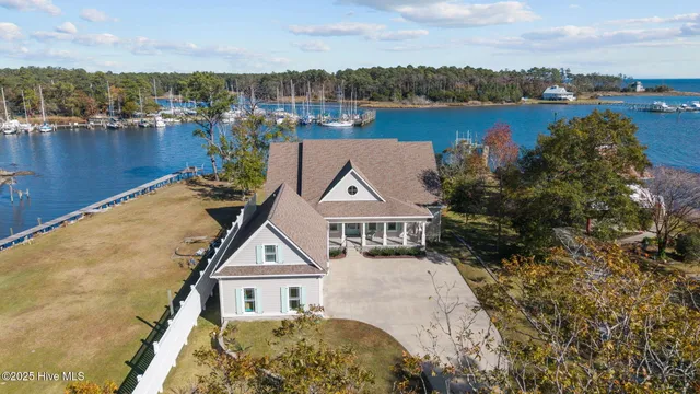 $1,298,000 | 1202 Neuse Drive, Oriental, NC 28571