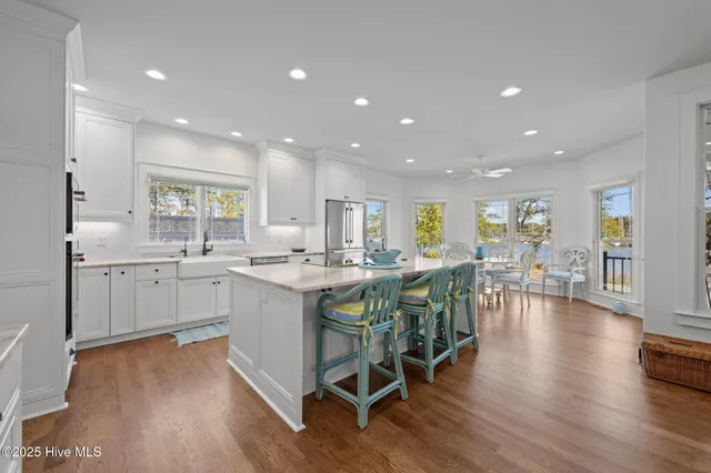 $1,298,000 | 1202 Neuse Drive, Oriental, NC 28571