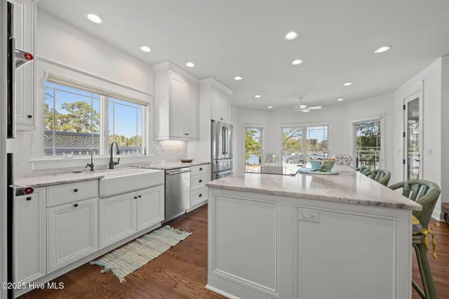 $1,298,000 | 1202 Neuse Drive, Oriental, NC 28571