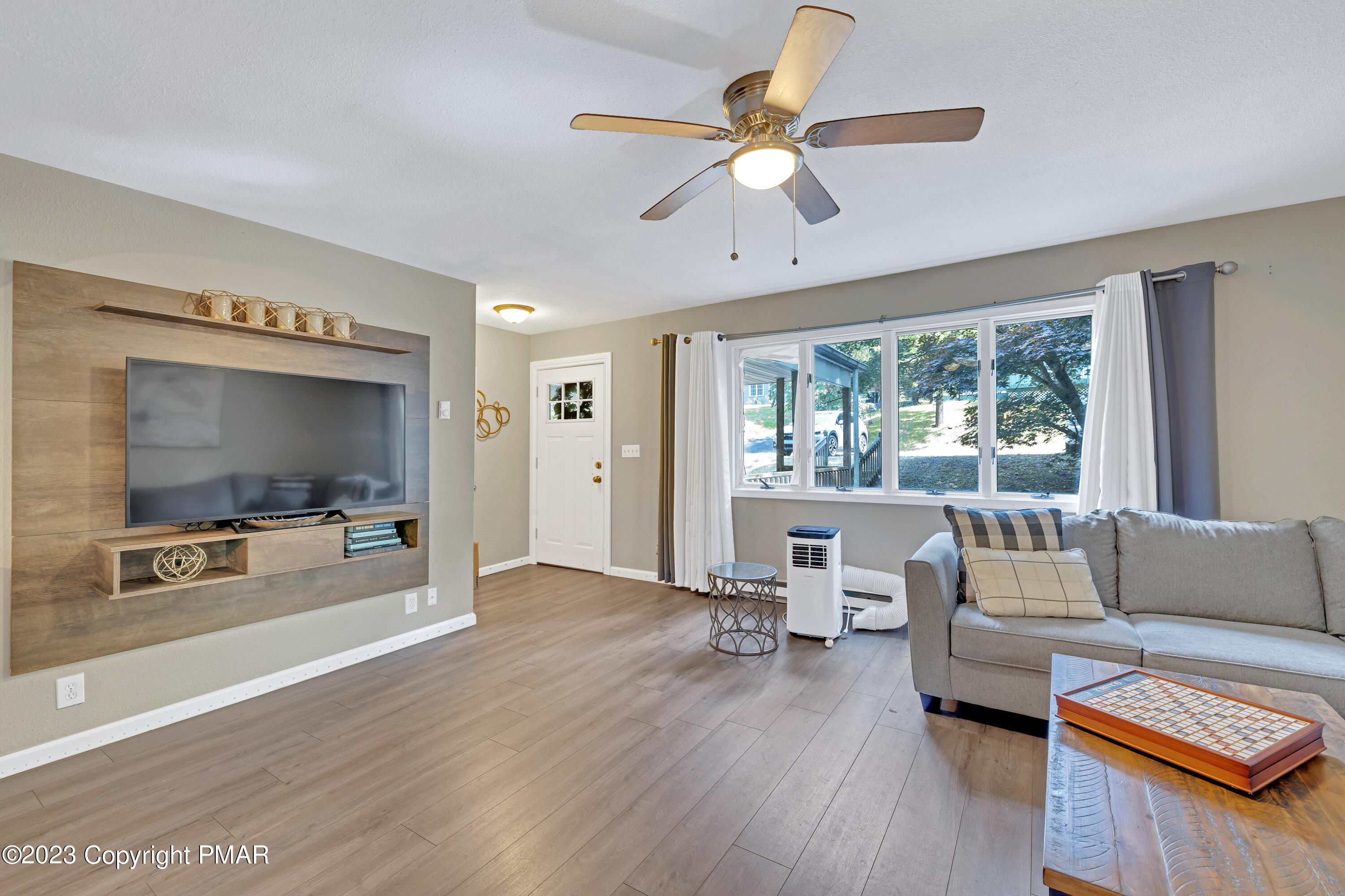 5085 Pine Ridge Road North East Stroudsburg, PA 18302 - Photo 3 of 45 Photo-32