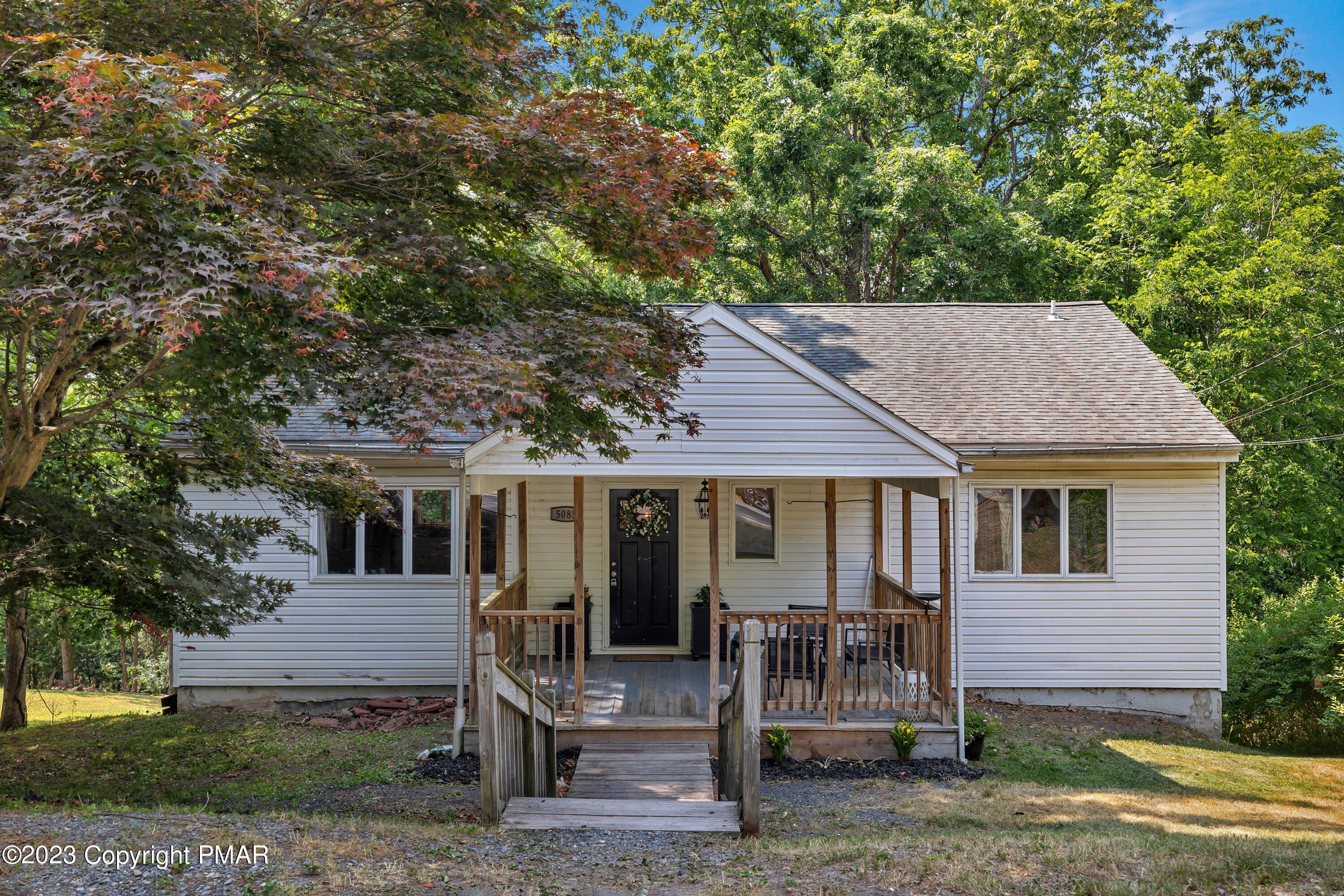 5085 Pine Ridge Road North East Stroudsburg, PA 18302 - Photo 5 of 45 Photo-7