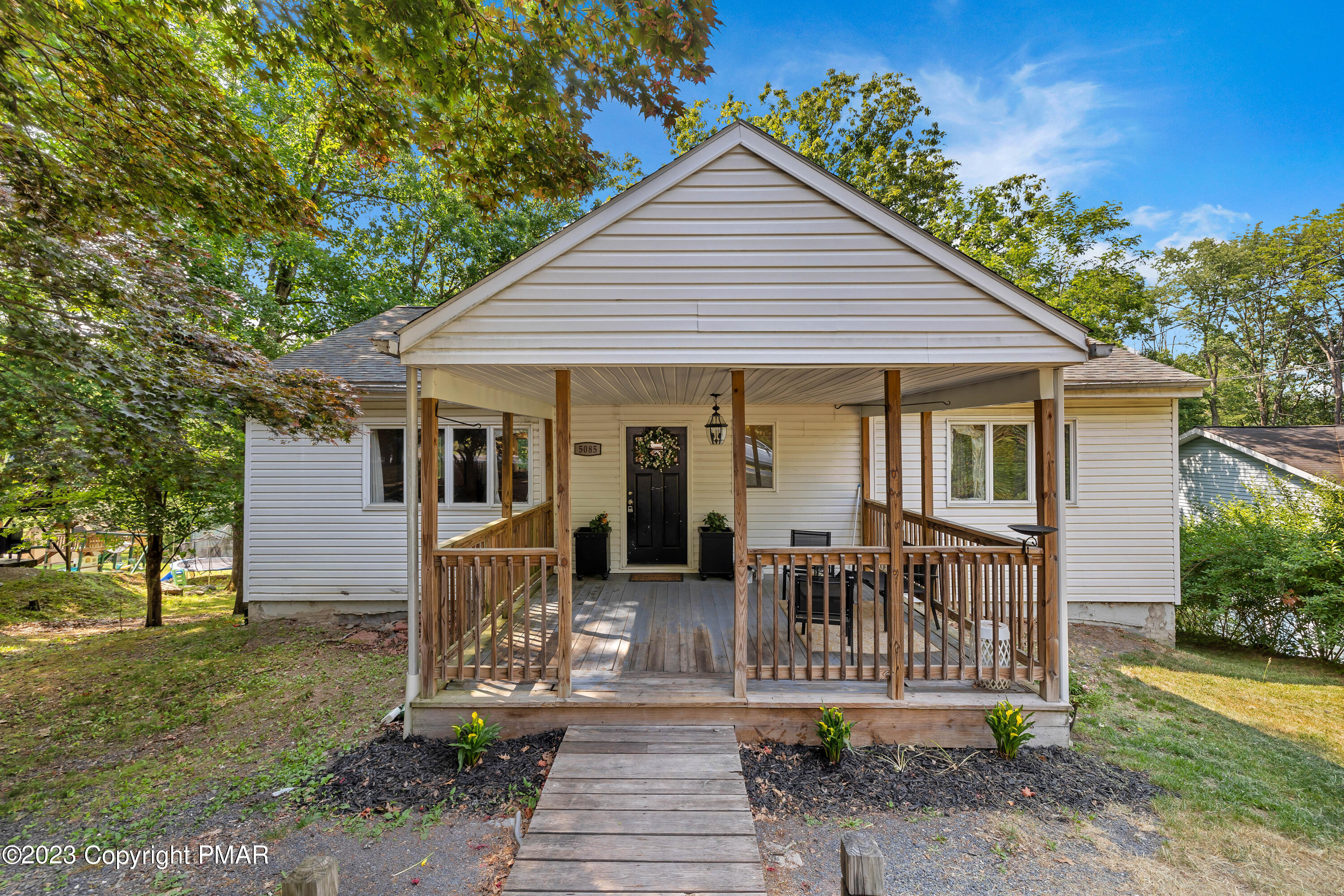 5085 Pine Ridge Road North East Stroudsburg, PA 18302 - Photo 6 of 45 Photo-9