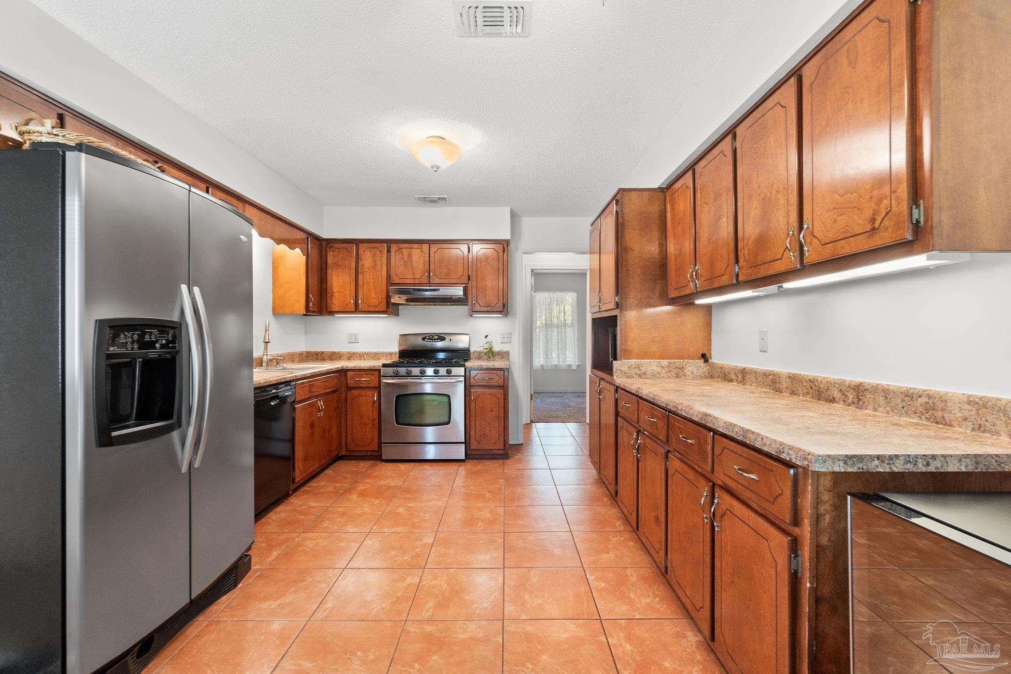 6143 Buckward Road Baker, FL 32531 - Photo 14 of 40