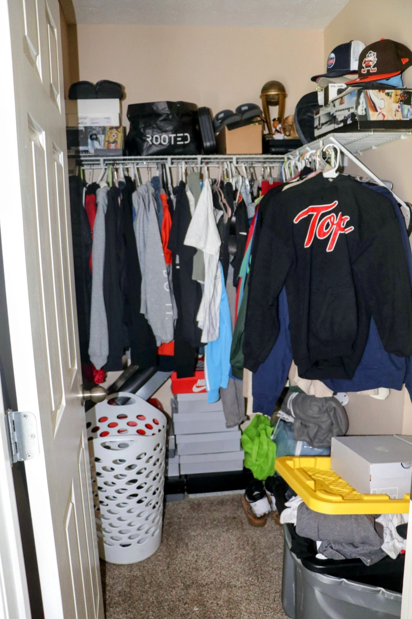 1660 Comanche Run Madison, TN 37115 - Photo 20 of 28 a view of walk in closet with clothes and shoes