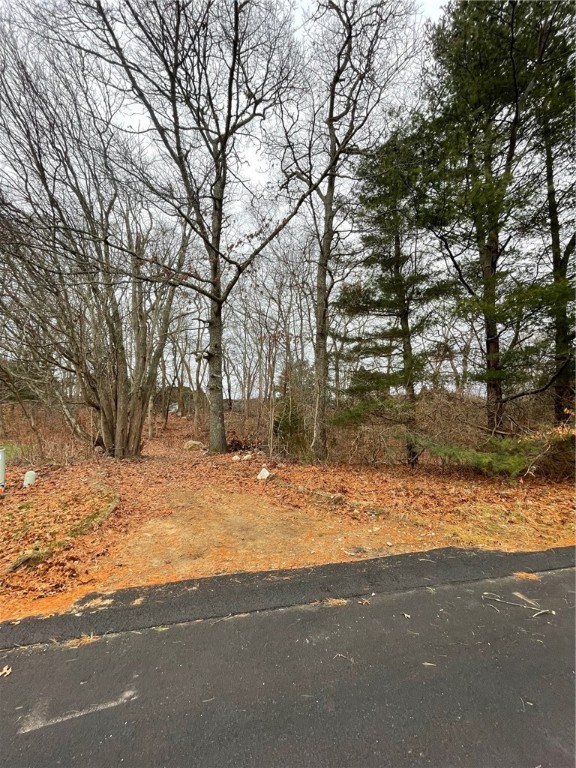 30 Piezzo Drive Westerly, RI 02891 - Photo 4 of 12