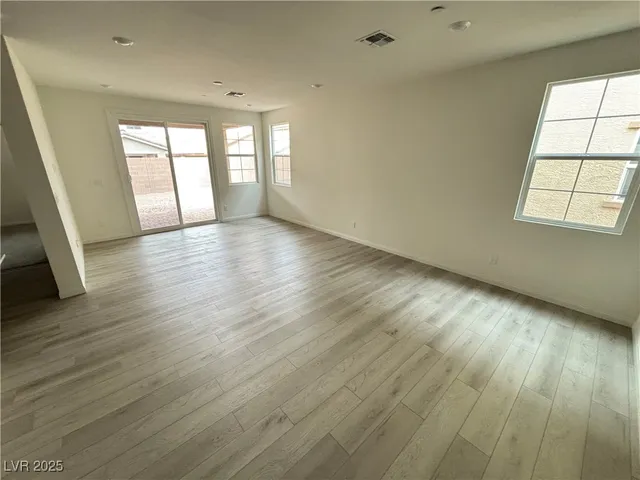 $2,395 | 2759 Biana Street, Henderson, NV 89044