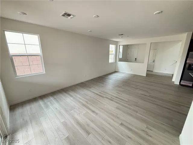 $2,395 | 2759 Biana Street, Henderson, NV 89044