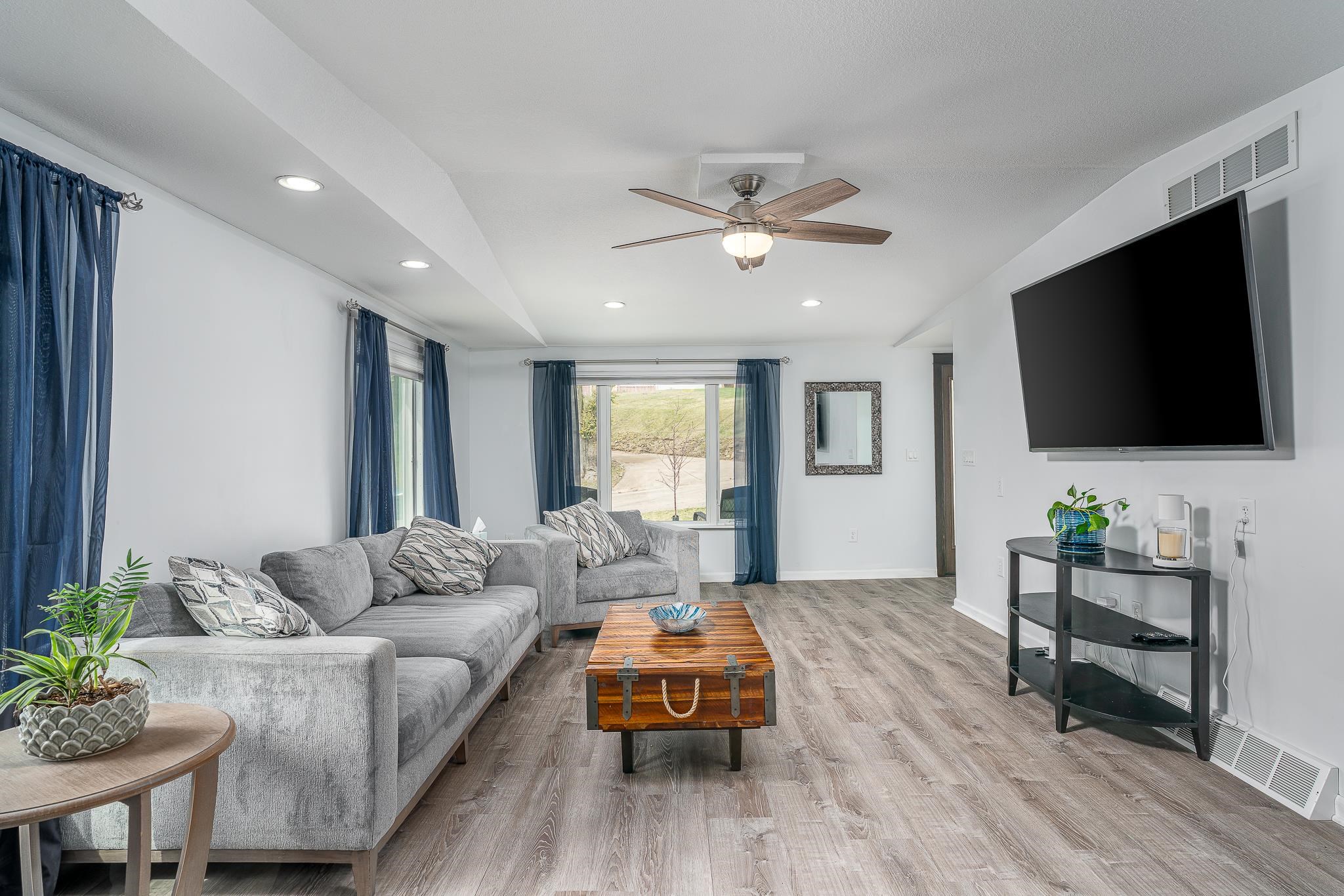 3215 Garfield Street Clinton, IA 52732 - Photo 8 of 26