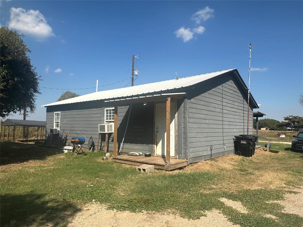 2764 West Highway 199 Springtown, TX 76082 - Photo 16 of 21