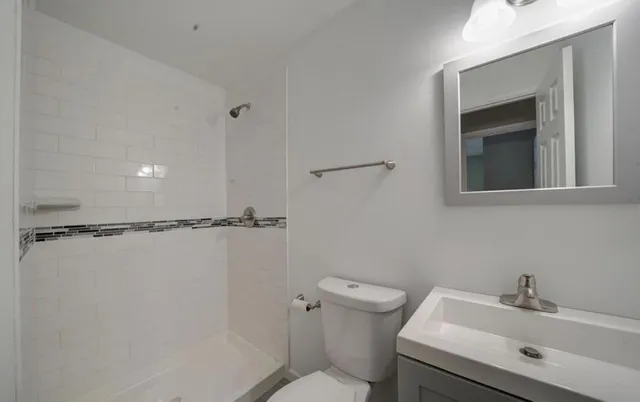 $2,500 | 199 North Northgate Road, Lake Ariel, PA 18436