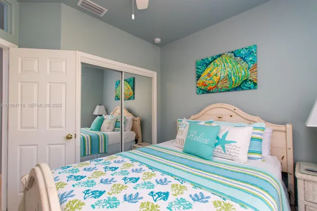 $1,948,000 | 461 3rd Street, Key Colony Beach, FL 33051