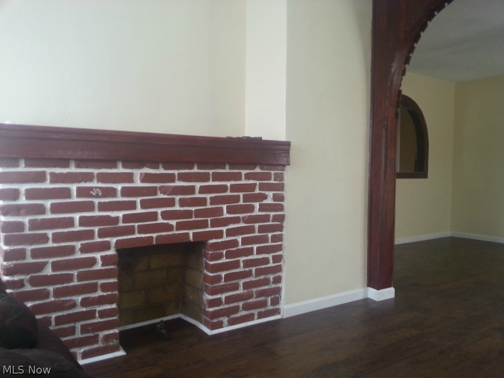 10401 Baltic Road Cleveland, OH 44102 - Photo 3 of 21 Gallery Image 3