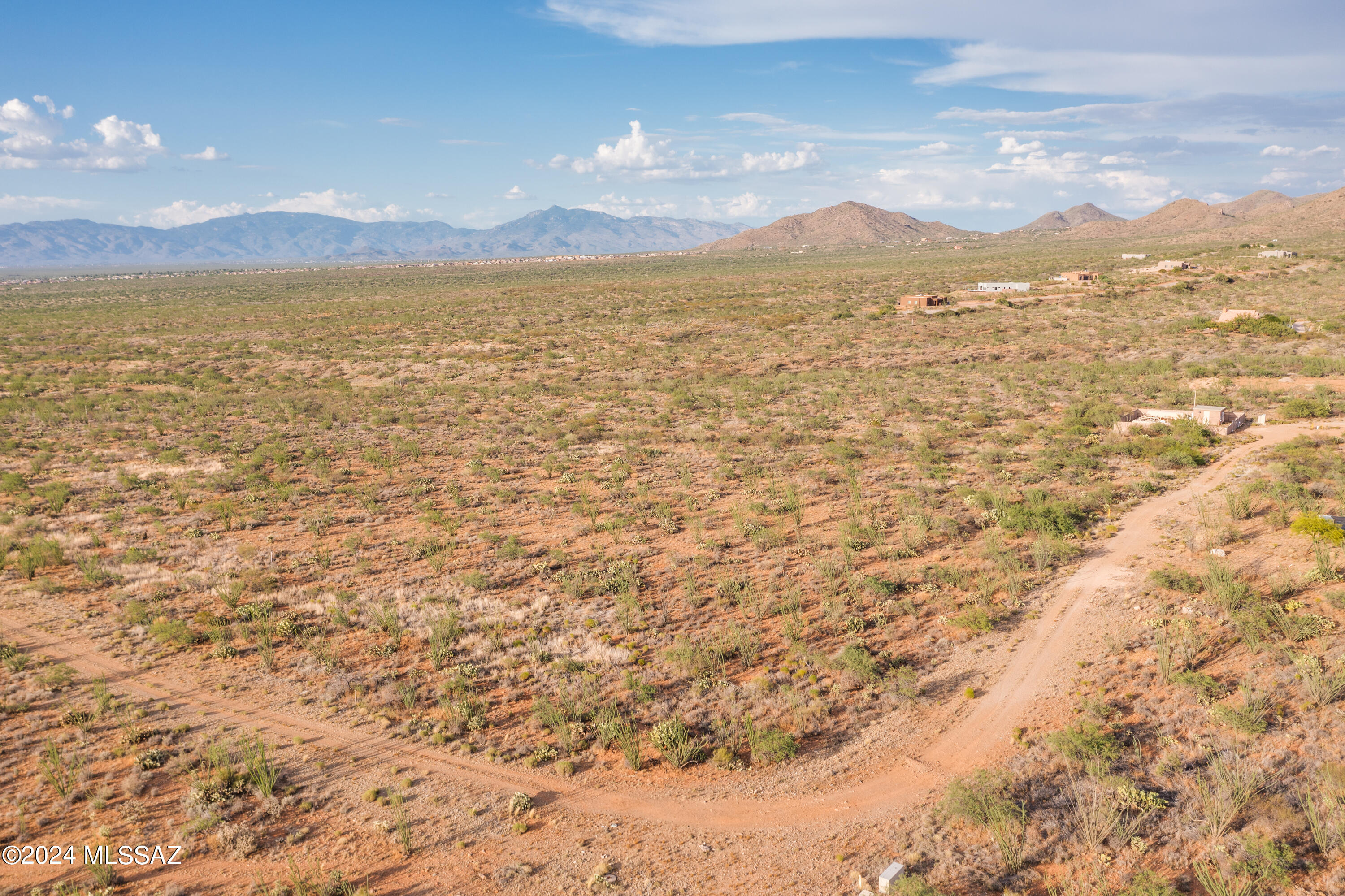 9783 East Ocotillo Rim Trail Vail, AZ 85641 - Photo 2 of 24 Gallery Image 2