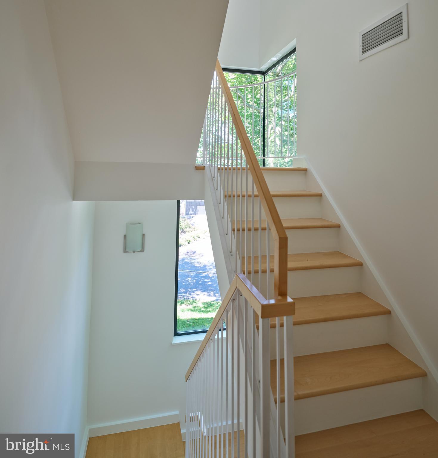 7189 Centerbridge Road New Hope, PA 18938 - Photo 36 of 48 a view of entryway