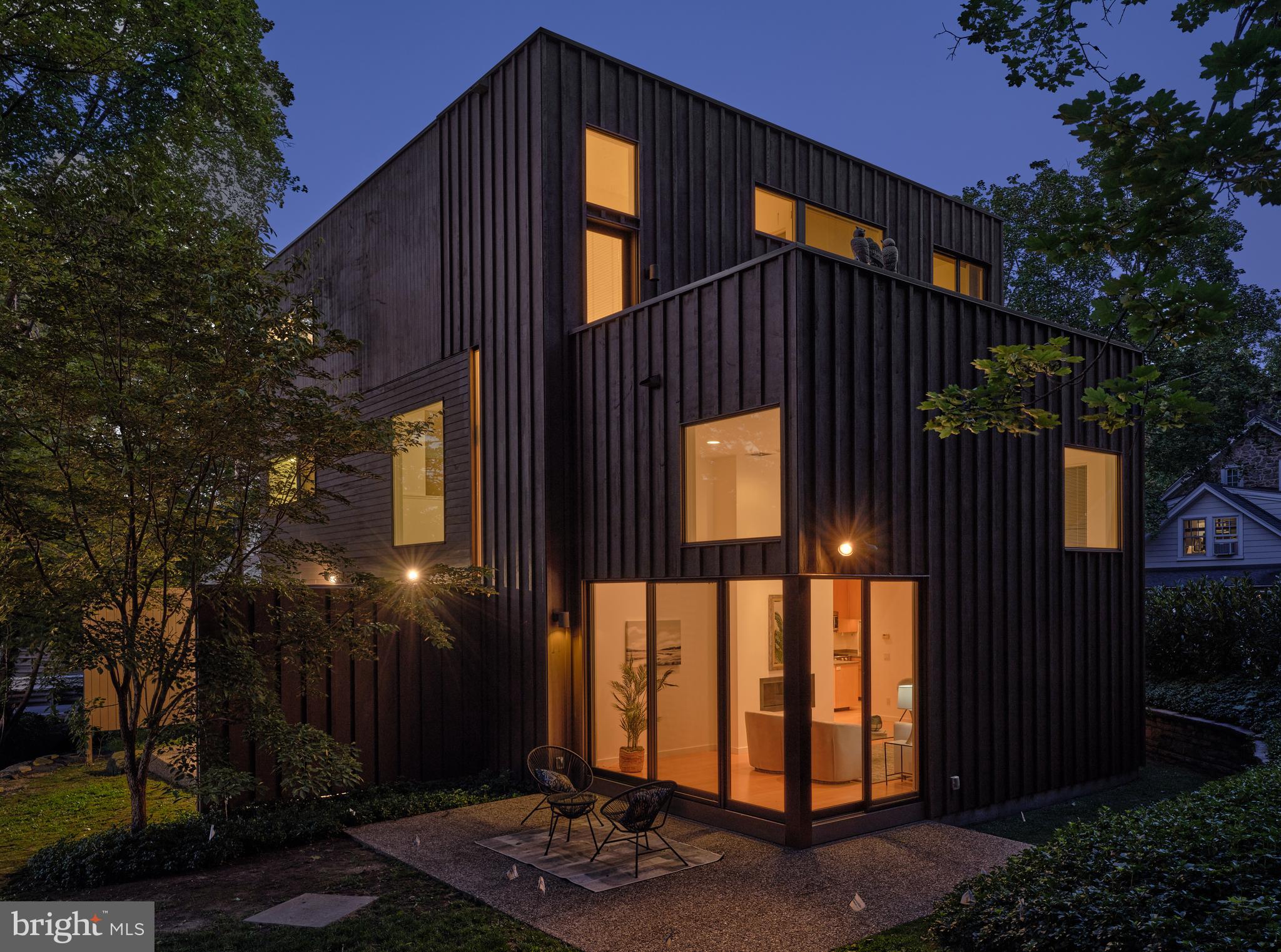 7189 Centerbridge Road New Hope, PA 18938 - Photo 41 of 48 a front view of a house