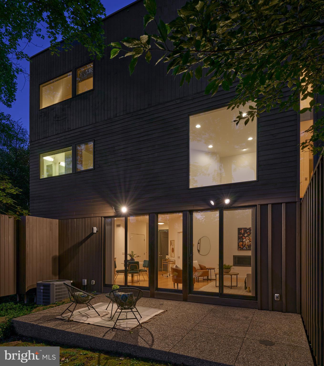 7189 Centerbridge Road New Hope, PA 18938 - Photo 42 of 48 a front view of a house