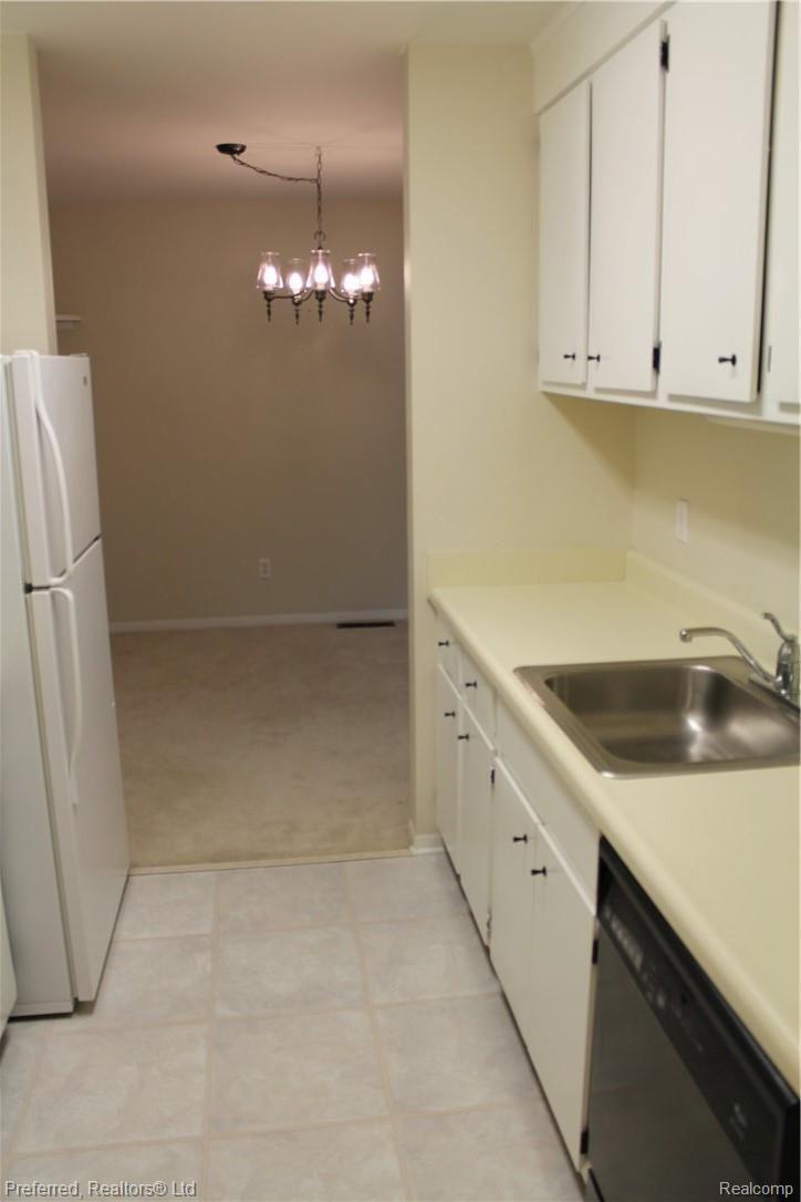 1199 Sheldon Road, Unit 95 Plymouth, MI 48170 - Photo 11 of 14 IMG_4809.JPG