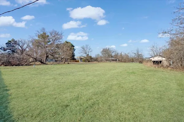a view of an outdoor space and yard