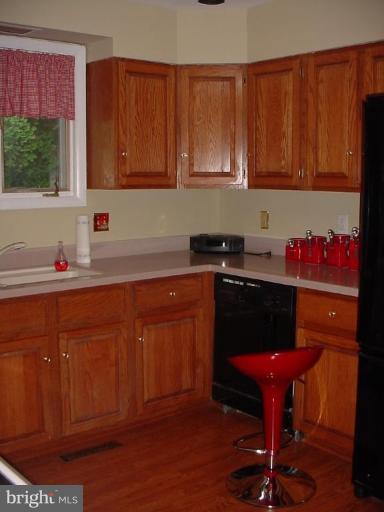 511 Paradise Road Aberdeen, MD 21001 - Photo 8 of 11 Kitchen #2