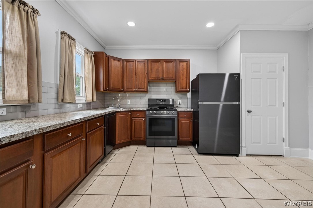 186 Riverside Avenue Buffalo, NY 14207 - Photo 15 of 36