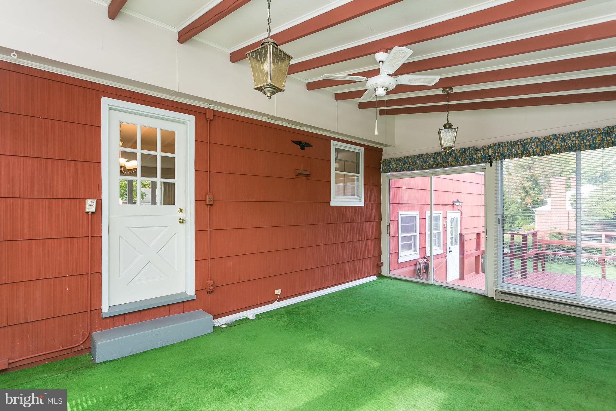 108 Ridgefield Road Lutherville-Timonium, MD 21093 - Photo 21 of 28 SUNROOM
