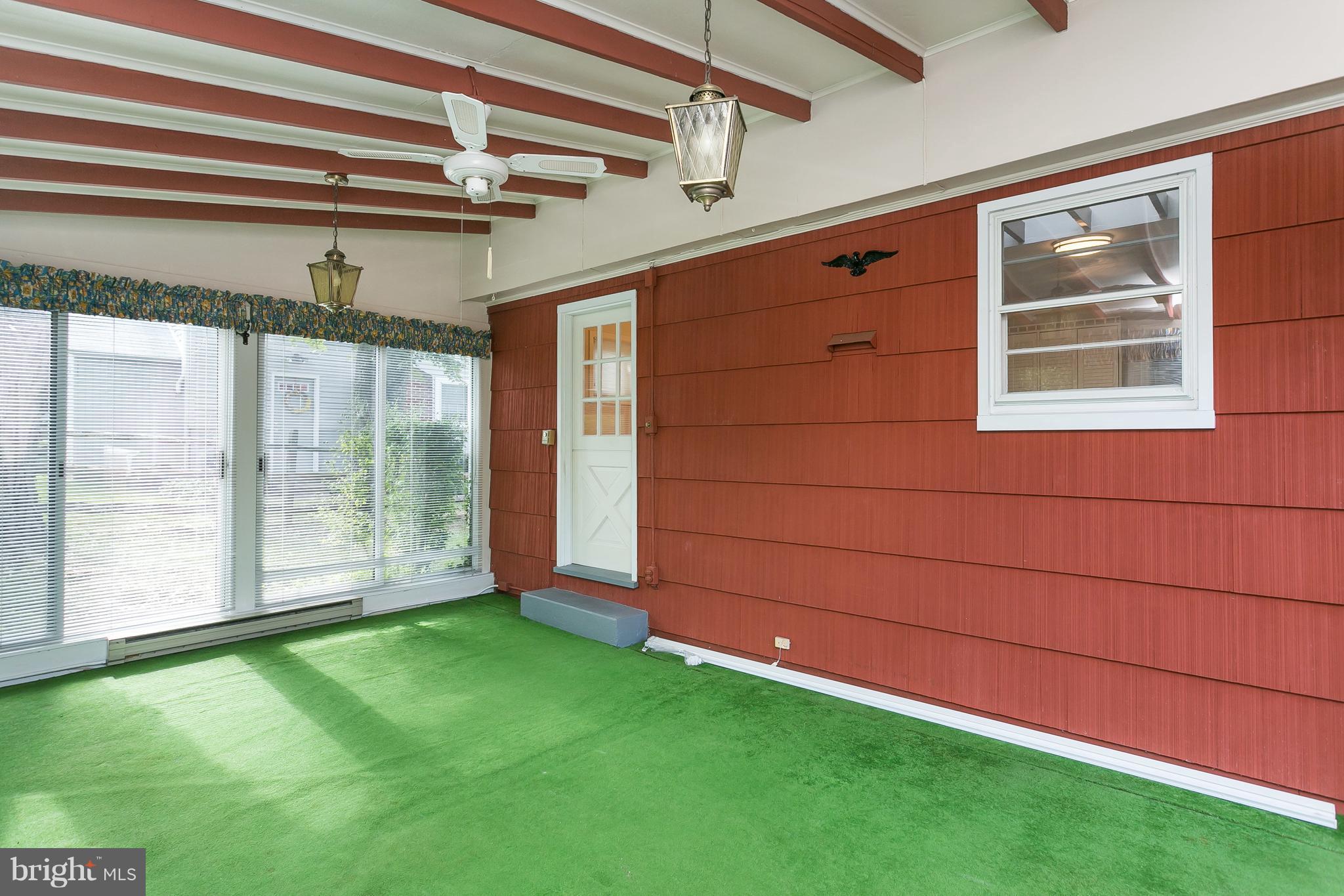 108 Ridgefield Road Lutherville-Timonium, MD 21093 - Photo 22 of 28 SUNROOM