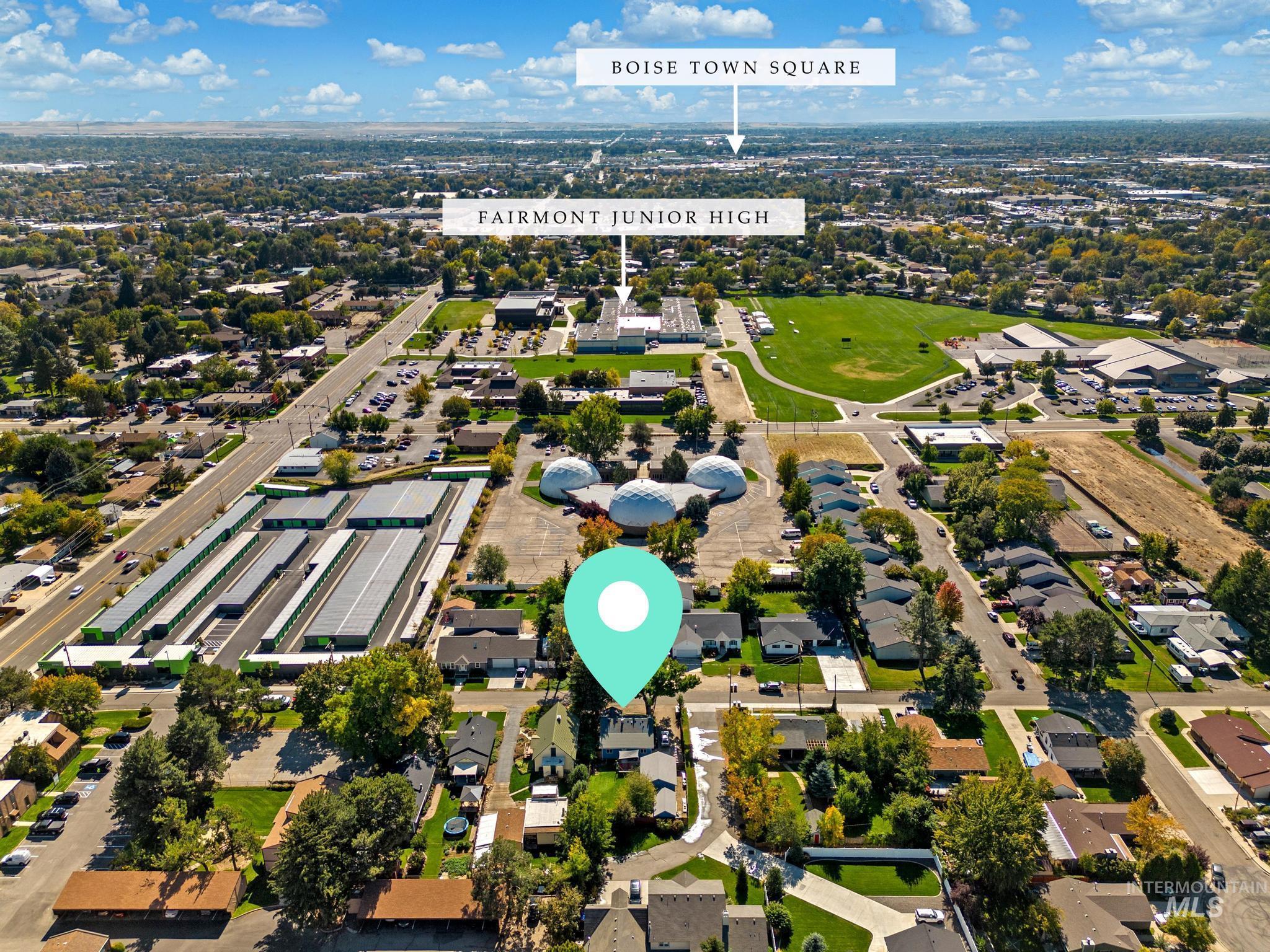 7514 West Swift Lane Boise, ID 83704 - Photo 36 of 46 Aerial view of property and surrounding area with nearby suburban area