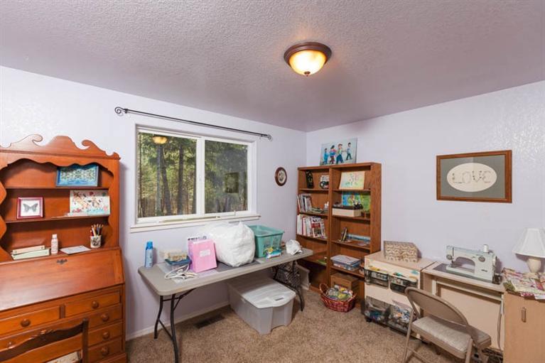 2481 Sand Creek Road Grants Pass, OR 97527 - Photo 12 of 35 Additional Photo