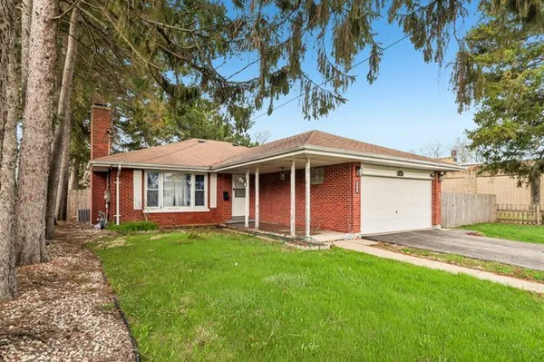 $249,000 | 905 South Martin Luther King Junior Avenue, Waukegan, IL 60085