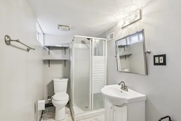 $249,000 | 905 South Martin Luther King Junior Avenue, Waukegan, IL 60085