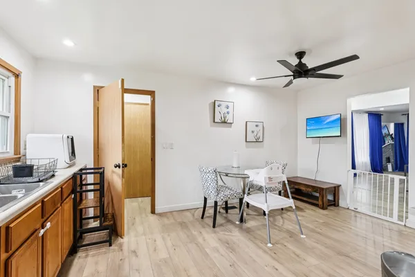 $249,000 | 905 South Martin Luther King Junior Avenue, Waukegan, IL 60085
